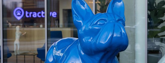 The entrance of the Tractive campus at Linz